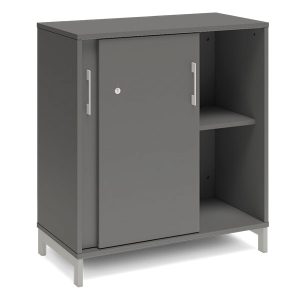 Skap med skyvedører