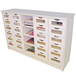 SG8017G Skuffereol, 24 små skuffer med glass i front.