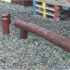 LE20528U + LE 20530U 4 hoppestolper + 2 balansebommer