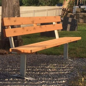 JB3510-1 Benk med rygg