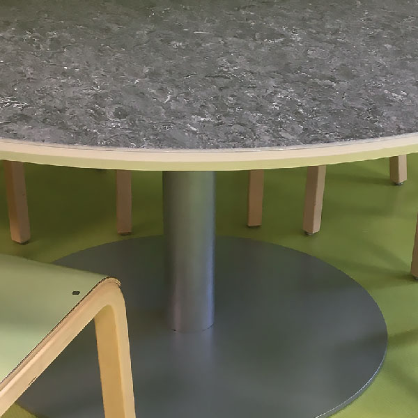 Søylebord - laminat belegg - Bilde 2